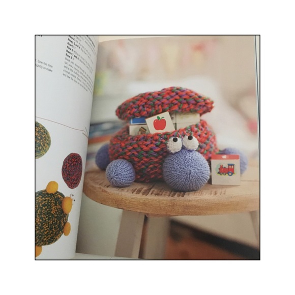 New Animal Knits for Kids 30 Cute Knitted Projects - Picture 2 of 9
